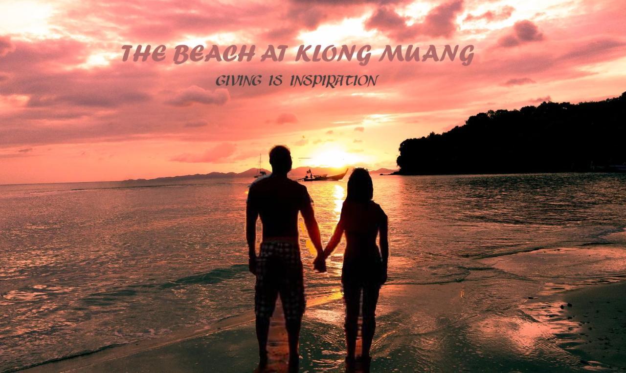 The Beach at Klong Muang Bagian luar foto